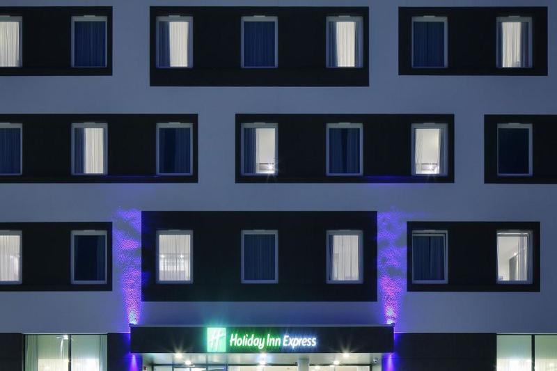 Holiday Inn Express Friedrichshafen, An Ihg Hotel Exterior photo